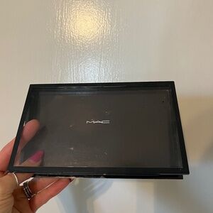 Mac Magnetic Makeup Holder for Eyeshadows, Blush, Powders Cream